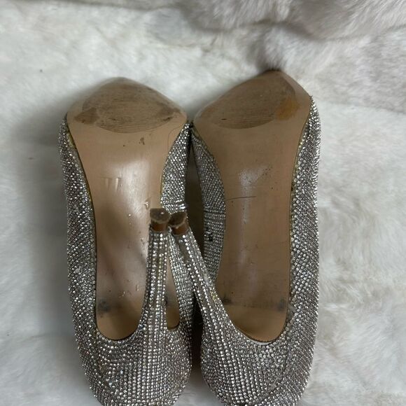 Steve Madden Daisie Crystal heels pointed toe 4.5 “ heels size 7M - Picture 7 of 10